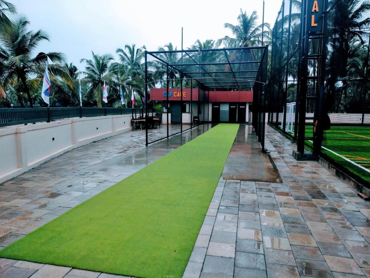 Cap Sports Center 호텔 Nīleshwar 외부 사진